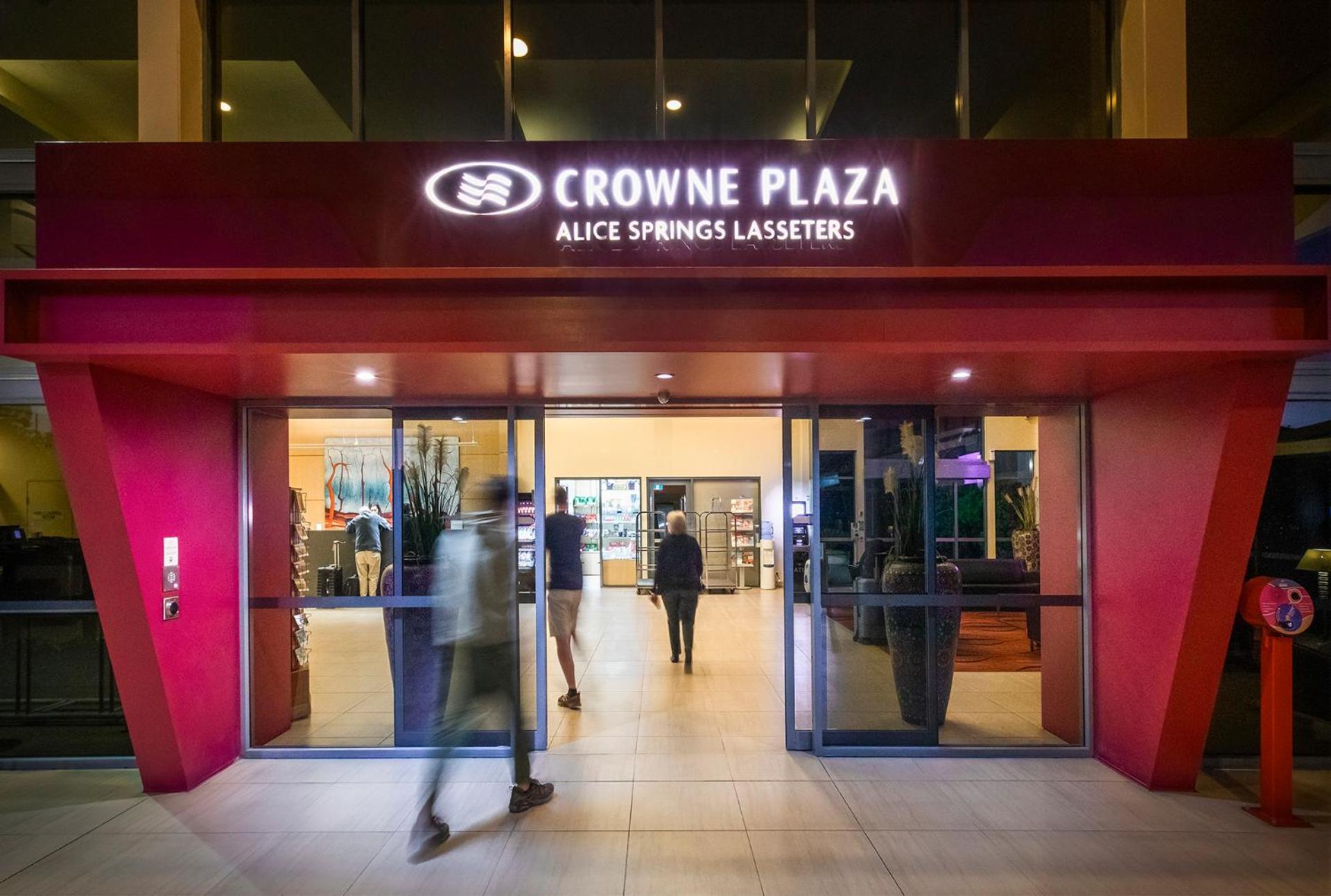 Crowne Plaza Alice Springs Lasseters By Ihg Esterno foto