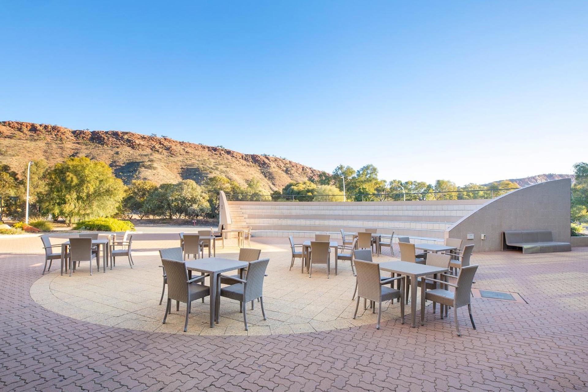 Crowne Plaza Alice Springs Lasseters By Ihg Esterno foto